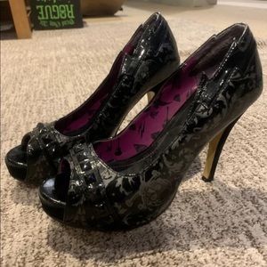 Iron first mean streak platform heels